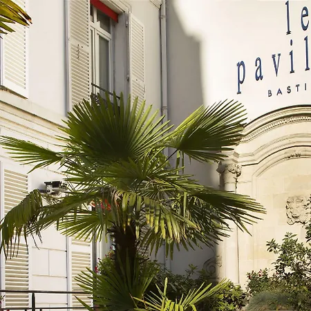 Отель Pavillon Bastille Париж