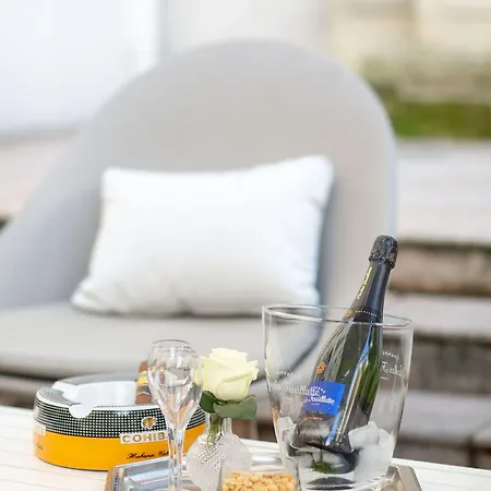 Pavillon Bastille 3* Париж