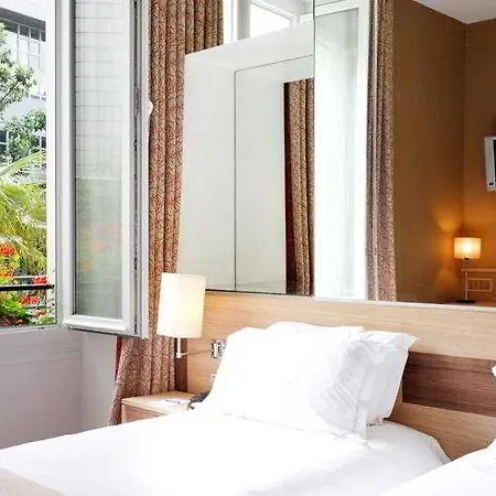 Pavillon Bastille 3* Париж
