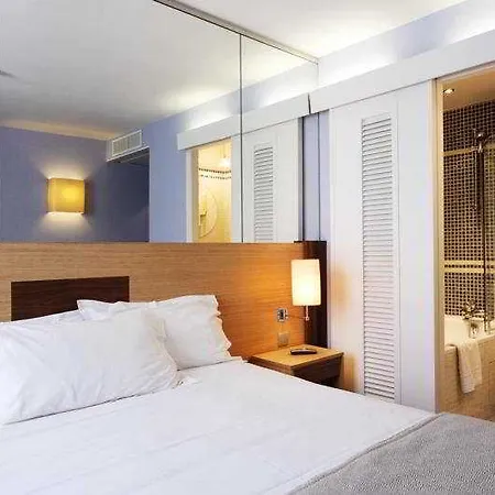 Pavillon Bastille Отель Париж