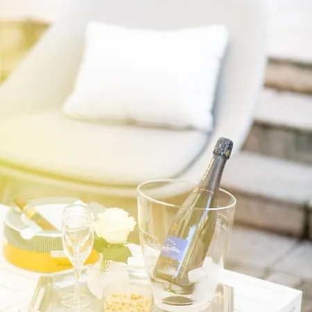 Pavillon Bastille Отель 3*