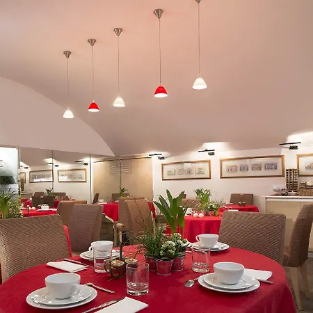 Pavillon Bastille 3* Paris