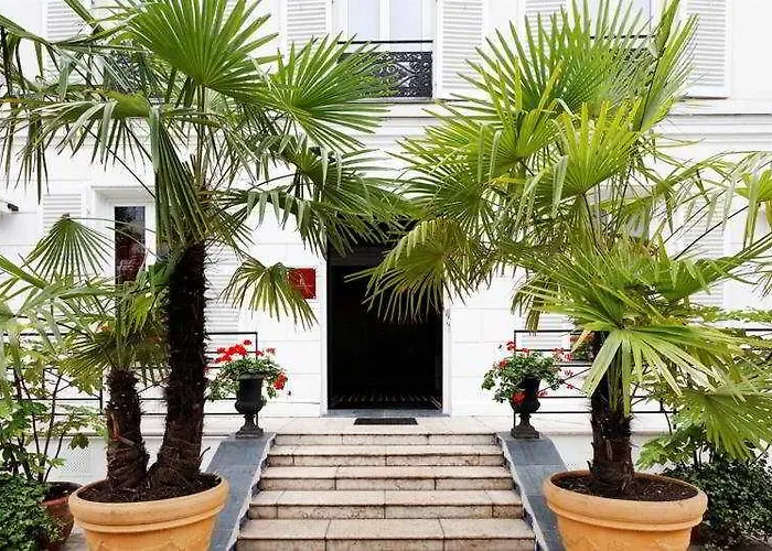 Pavillon Bastille Hotel 3*