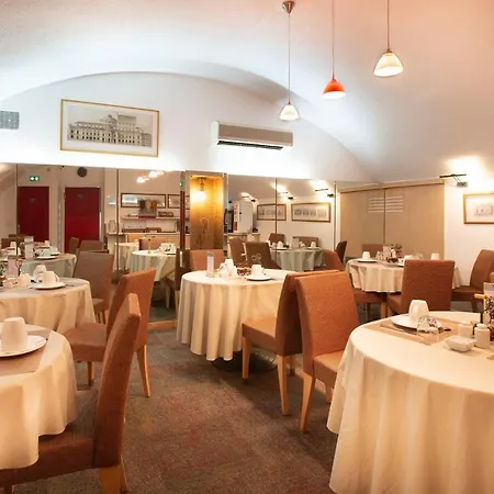 Pavillon Bastille 3*